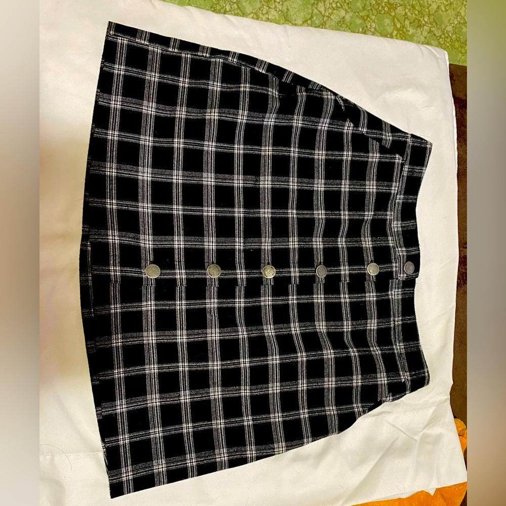 Plaid pencil skirt